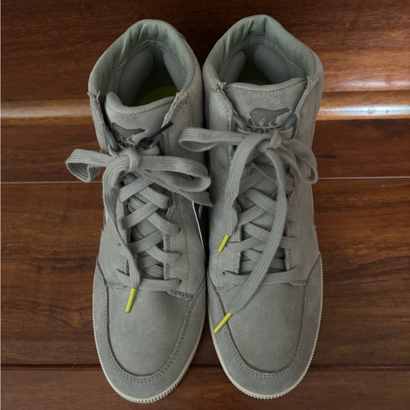 Sorel Out N About Lace Up Wedge Boot - Picture 2 of 8